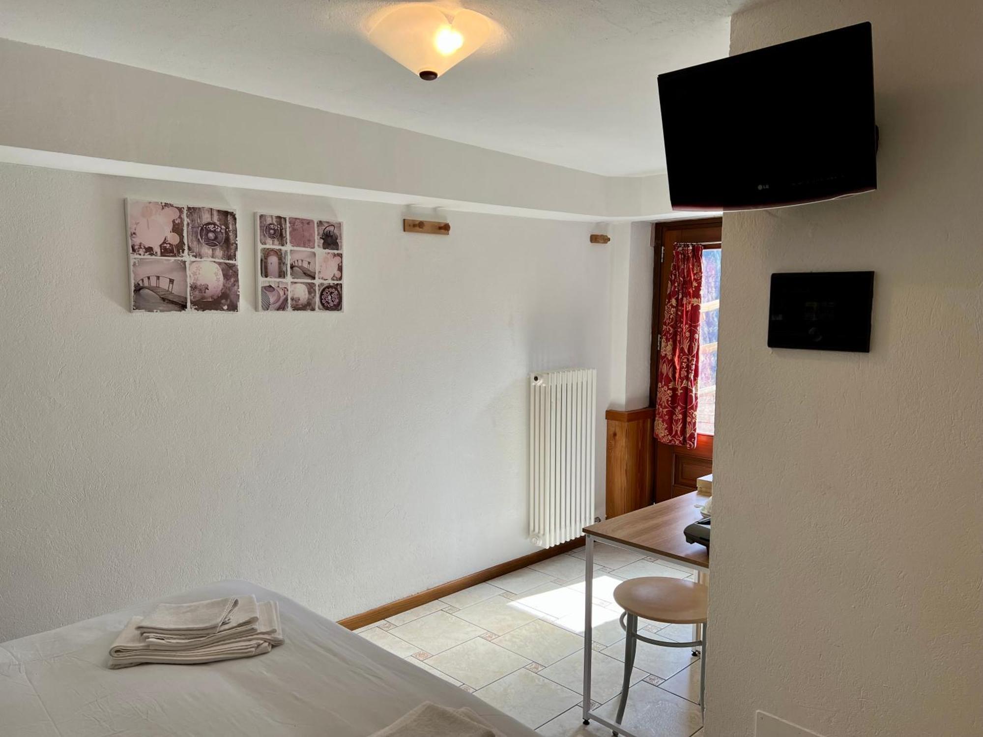 Affittacamere Buenavista Guest House Champoluc Zewnętrze zdjęcie